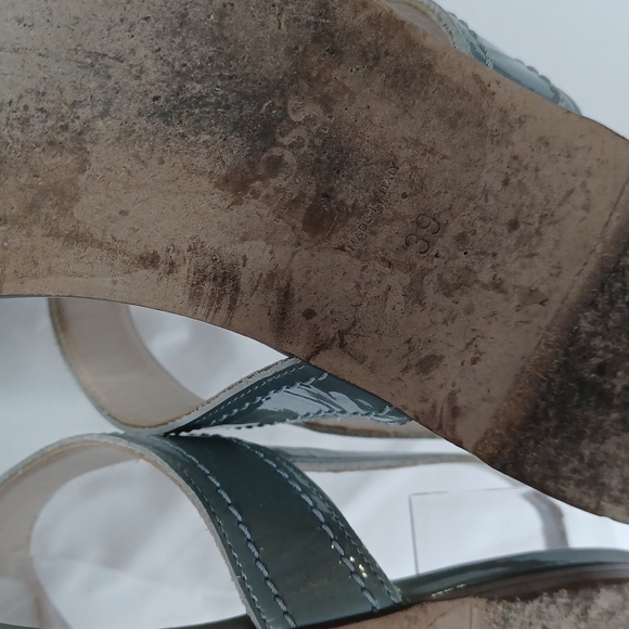 Hugo Boss Ladies Grey with Silver Logo Sandals - Picture 6 of 7